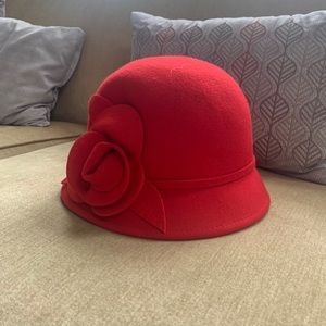❤️ Adorable Red Flapper Hat ❤️